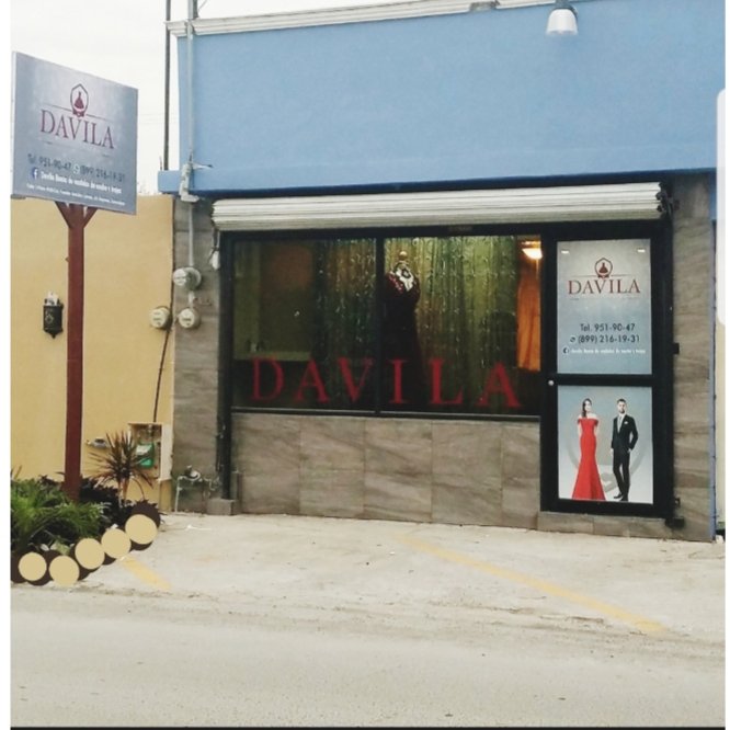 Davila renta de vestidos y trajes: opiniones, fotos, número de teléfono y  dirección de Ropa y calzado (Reynosa) 