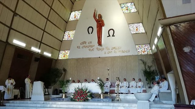 PARROQUIA Sagrado Corazón de Jesús: opiniones, fotos, número de teléfono y  dirección de Servicios públicos (Torreón) 